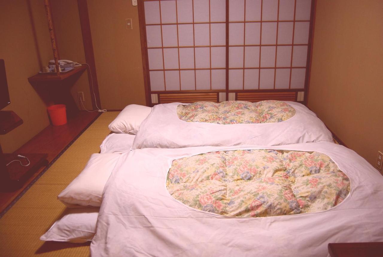 Ougiya Ryokan Хакуба Екстериор снимка